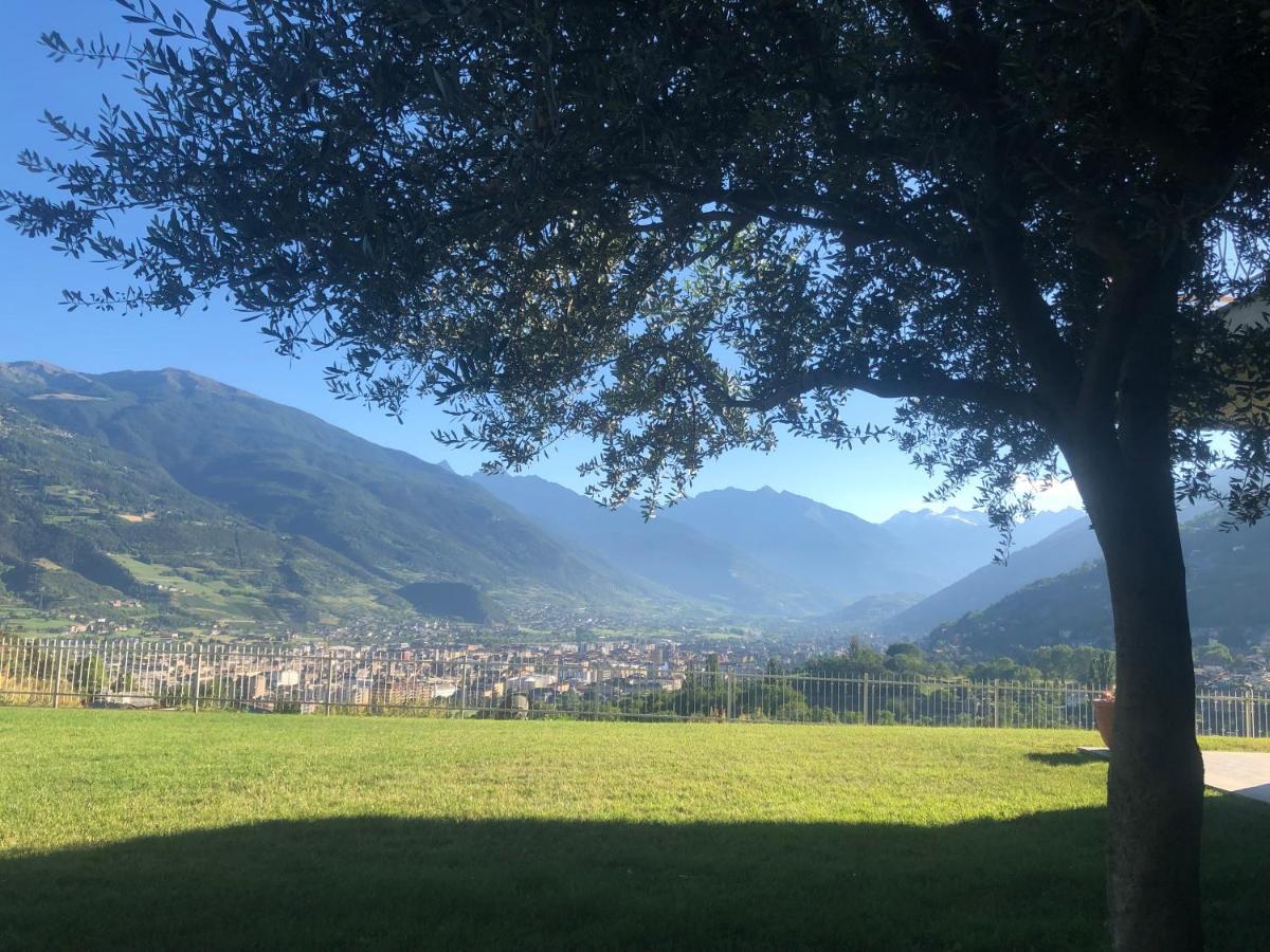 Villa Mara - Aosta - 200 Mq - Wifi - Jacuzzi - Parcheggio - Giardino 外观 照片